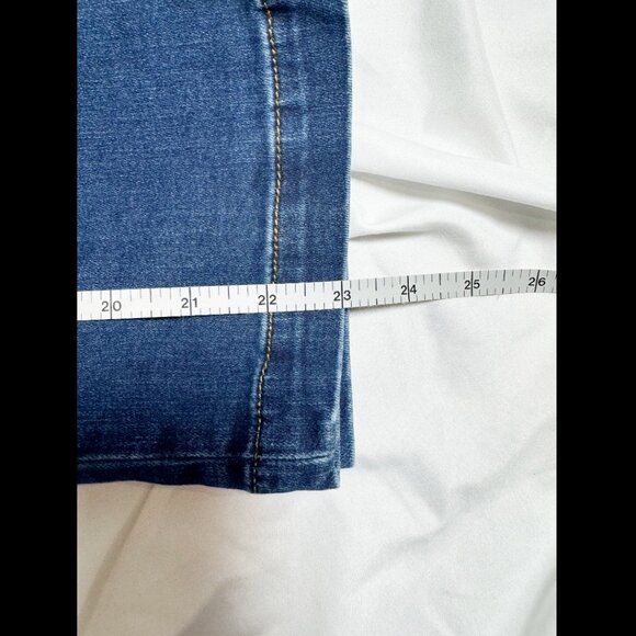 Kut from the Kloth Hi Rise Crop Straight Sz 10 - Picture 7 of 7